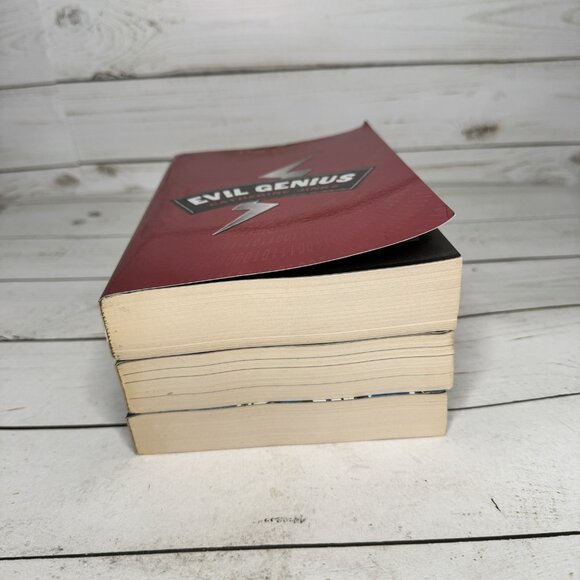 Catherine Jinks Evil Genius Genius Squad Genius Wars Books Lot 3 Kids YA Fiction - Picture 10 of 16